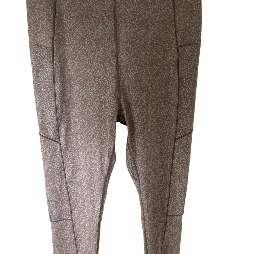 Nic and Zoe Active Leggings in Mauve Pink Print